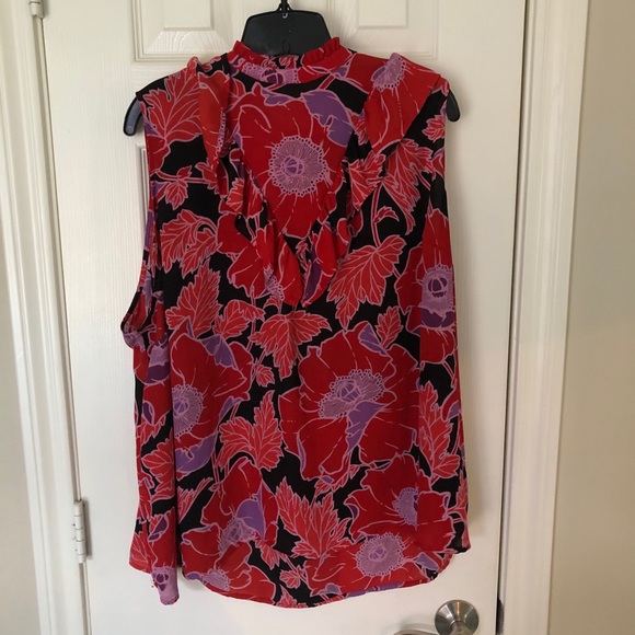 Red Floral Mock Neck Tank Blouse - Picture 2 of 7